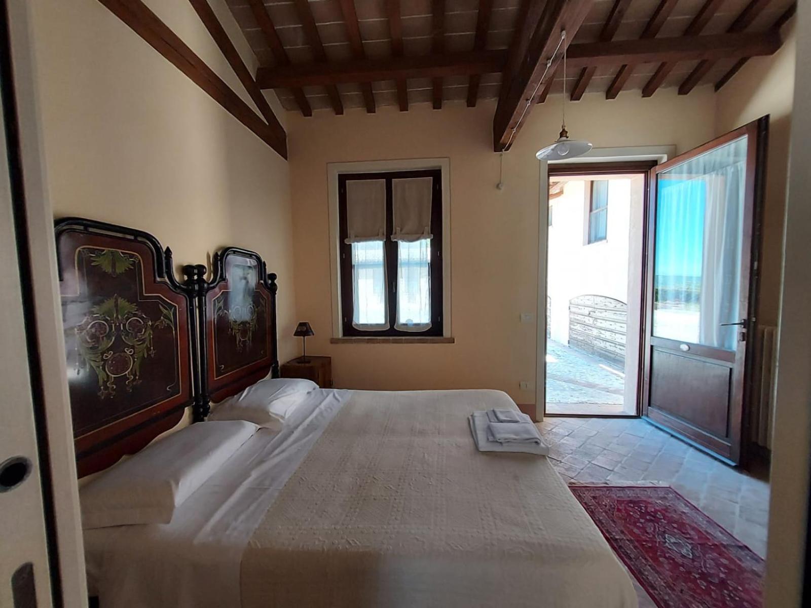 Agriturismo Le Case Асизи Екстериор снимка