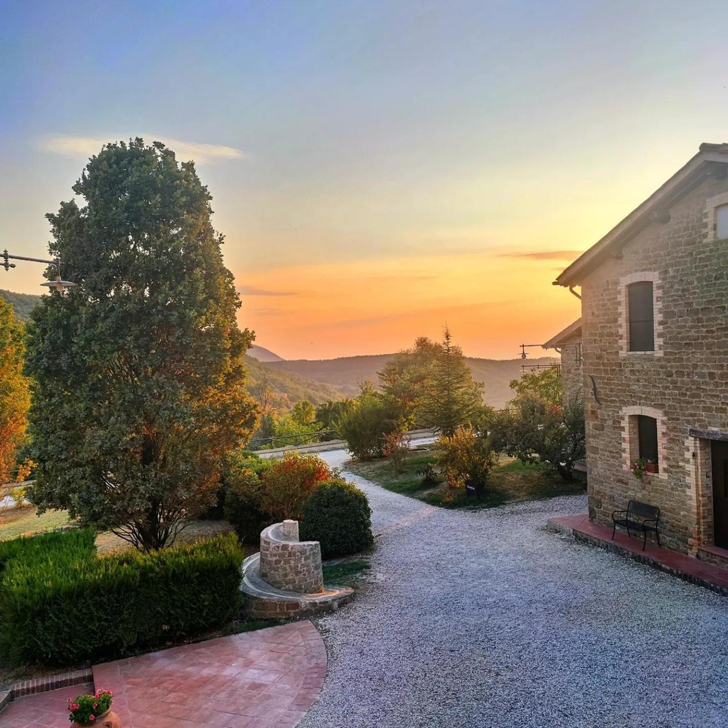 Agriturismo Le Case Асизи Екстериор снимка