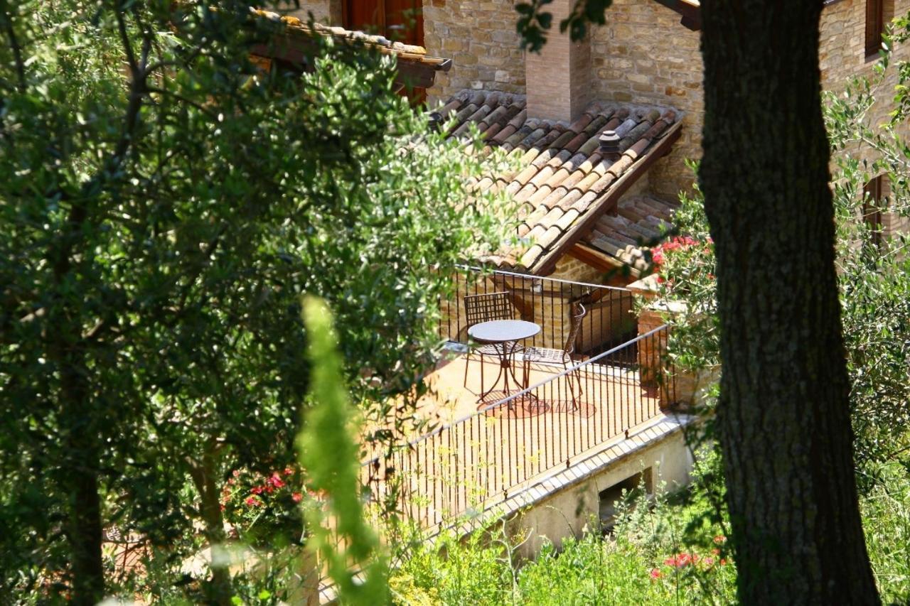 Agriturismo Le Case Асизи Екстериор снимка